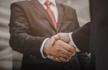 What is the Difference Between Staff Augmentation and Managed Services